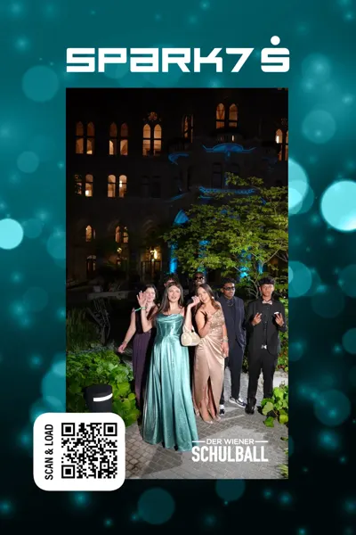 Glambot-Fotodruck einer Gruppe im Spark7-Design